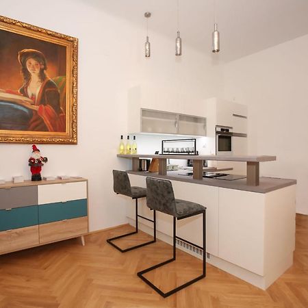 Luxusapartment Altes Rathhaus Вена Экстерьер фото
