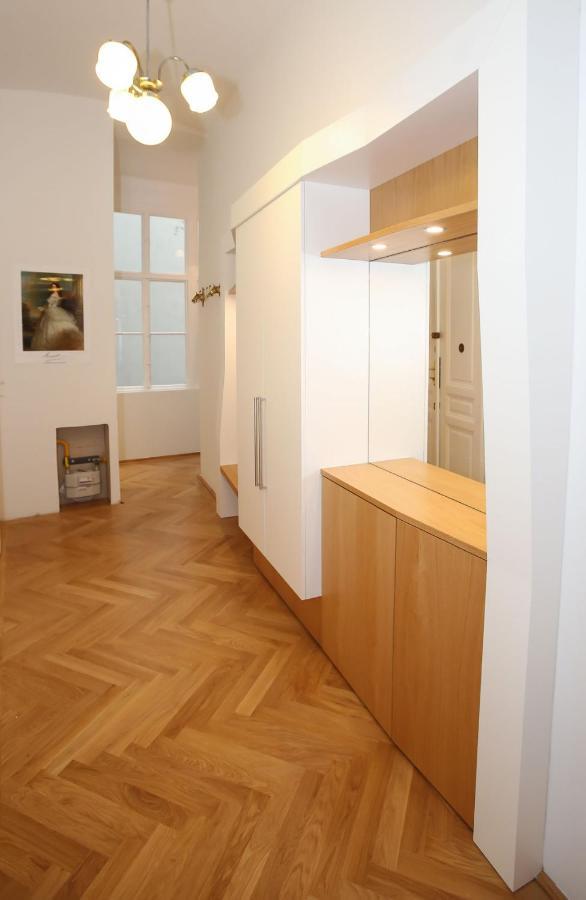 Luxusapartment Altes Rathhaus Вена Экстерьер фото