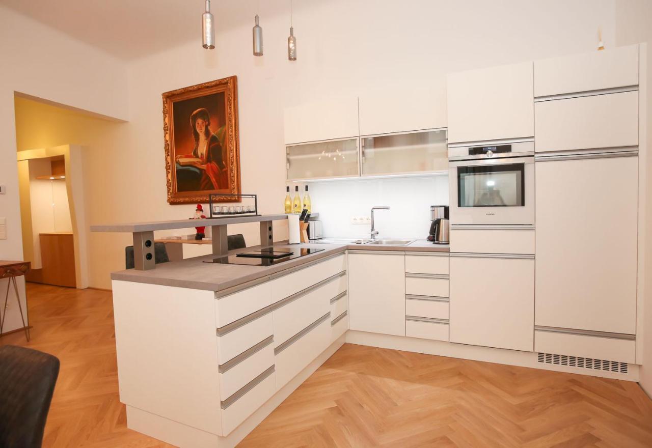 Luxusapartment Altes Rathhaus Вена Экстерьер фото