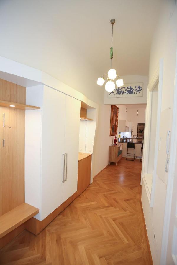 Luxusapartment Altes Rathhaus Вена Экстерьер фото